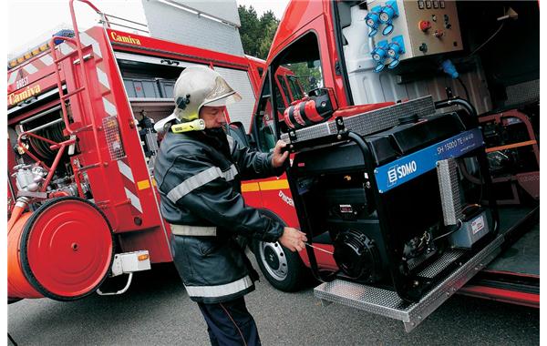 Diesel generator set on a fire engine